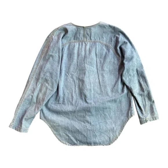 📦LAST CHANCE: DONATING📦 Monique Fashion | Denim Studded Jean Jacket - Picture 4 of 4